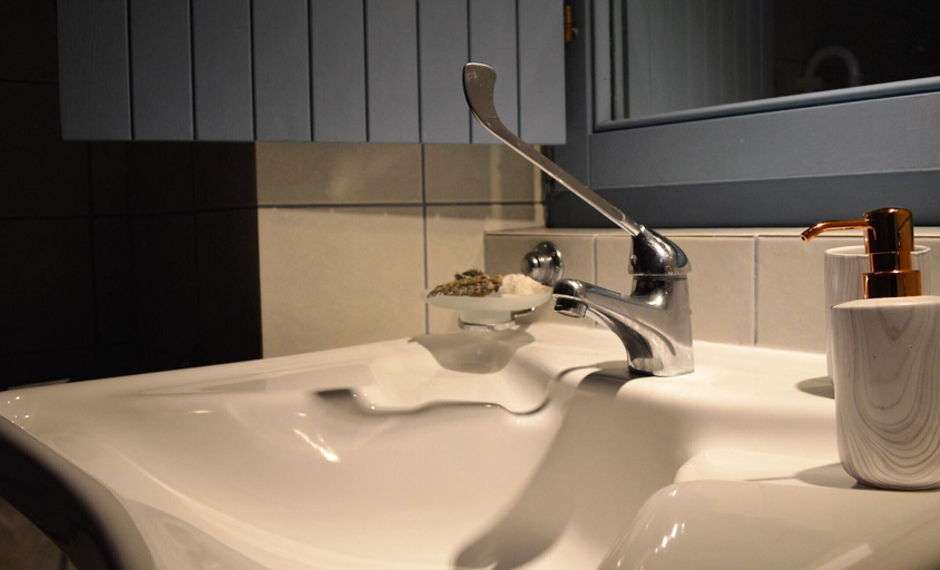 Bathroom 3, Lithos Stone Suites, Peloponnese