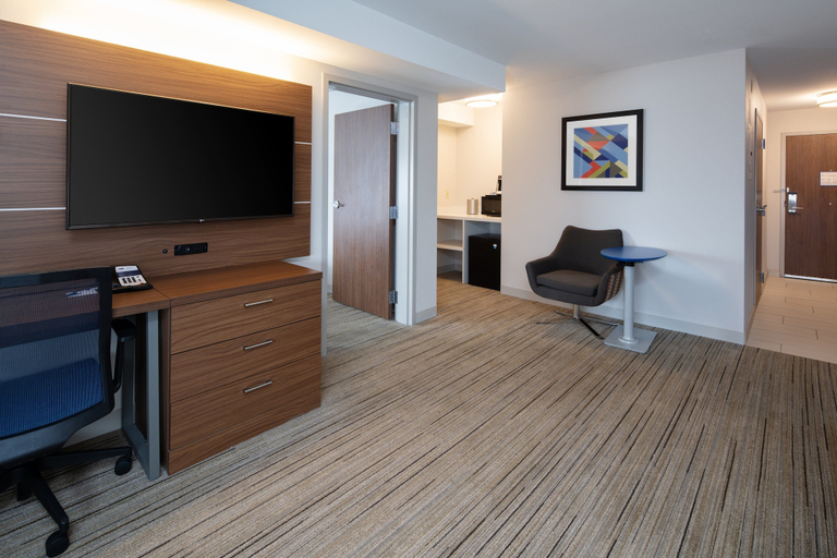 Others 5, Holiday Inn Express Hotel & Suites SeaTac by IHG, SeaTac