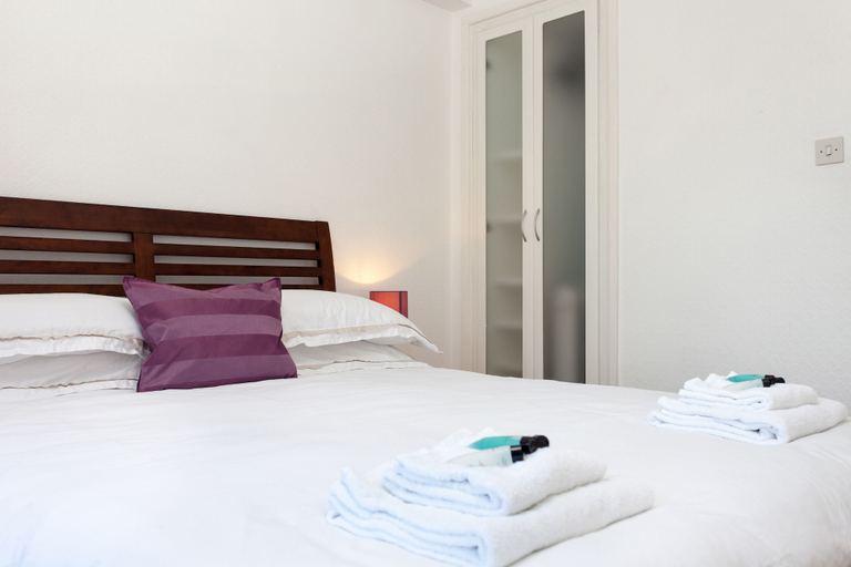 Bedroom 4, Oxford Street & Soho Modern 2 Bed Apt, London