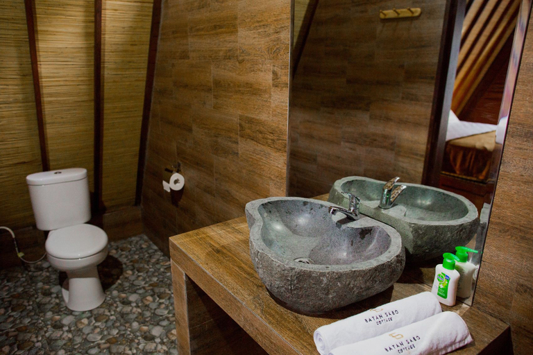 Bathroom, Batan Sabo Cottage, Klungkung