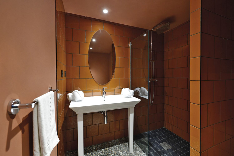 Bathroom 5, Dina Morgabine Saint Denis, Saint-Denis