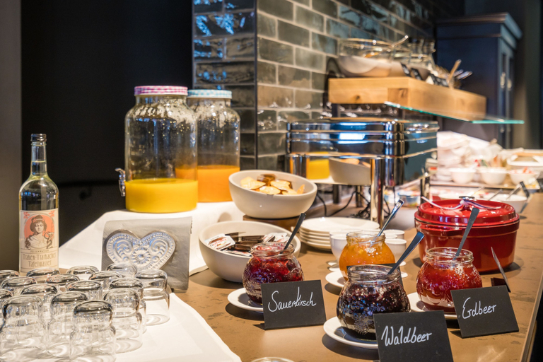 Food & Drinks 5, Goldene Traube - by Neugart, Bernkastel-Wittlich
