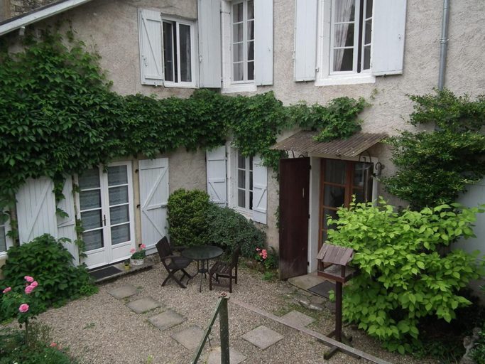 Exterior & Views 2, Maison de Fortitude, Lot