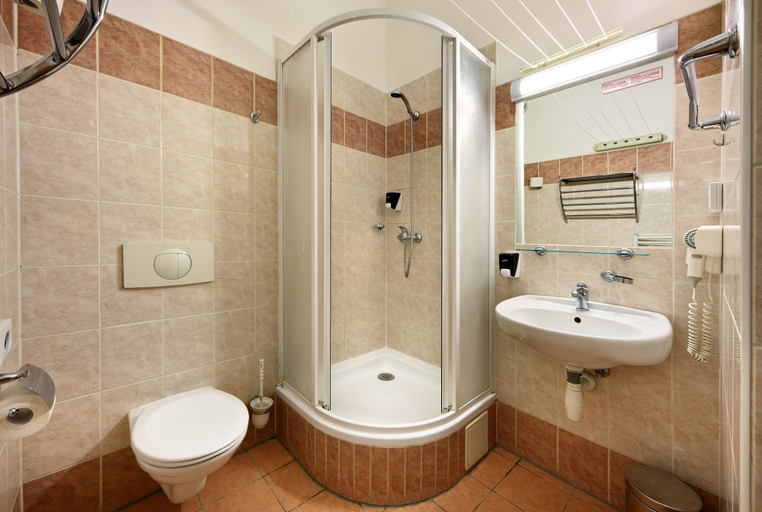 Bathroom 4, Hotel Golden City Garni, Praha 3