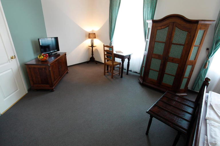 Bedroom 4, U Krize, Praha 1
