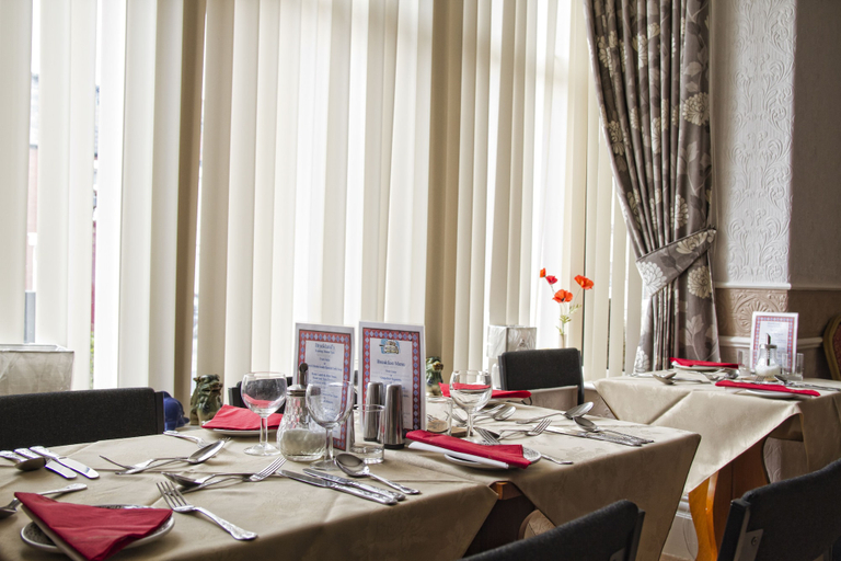Food & Drinks 4, Brooklands Over 50's Only, Blackpool