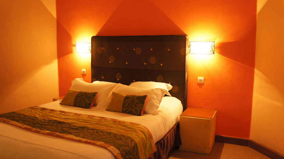 Bedroom 2, Les Herons, Analamanga
