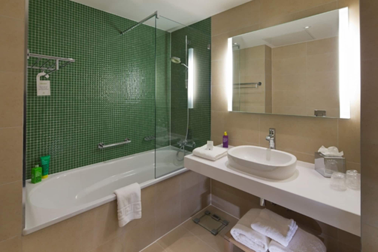 Bathroom 5, The Orchard Hotel & Restaurant, Nottingham