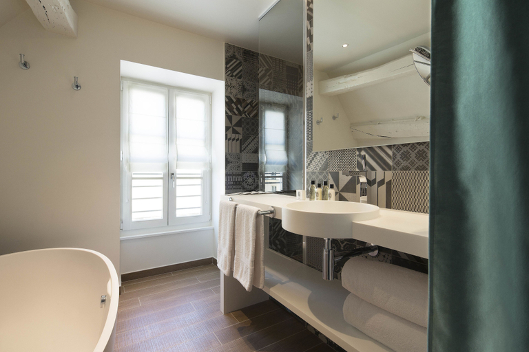 Bathroom 4, Hôtel Dupond Smith, Paris