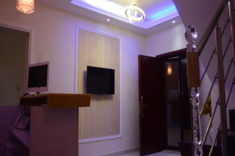 Others 3, RightGate Hotel, Ikeja