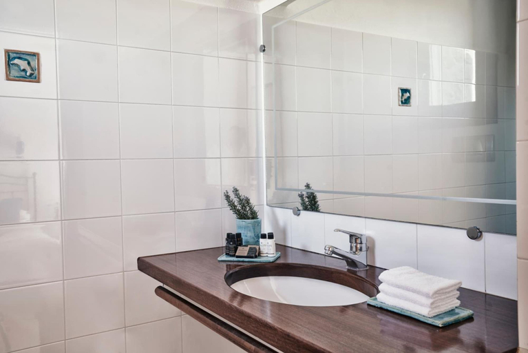 Bathroom 4, Angelina Aegina Boutique Escape, Attica