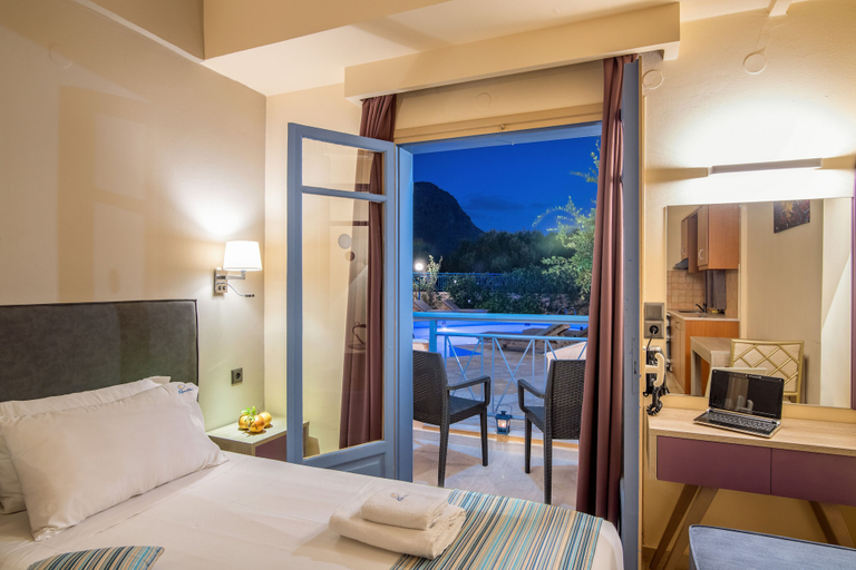 Bedroom 3, Kleanthi Apartments, Crete