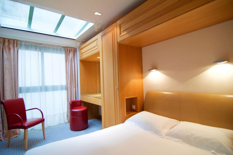 Bedroom 3, Hotel du Vieux Marais, Paris