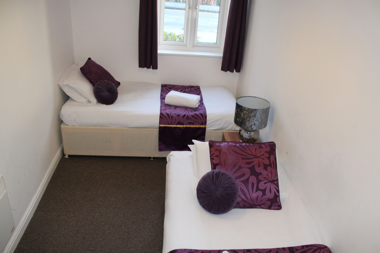 Bedroom 3, Empire 2 Bedroom Serviced Apartment, Leicestershire