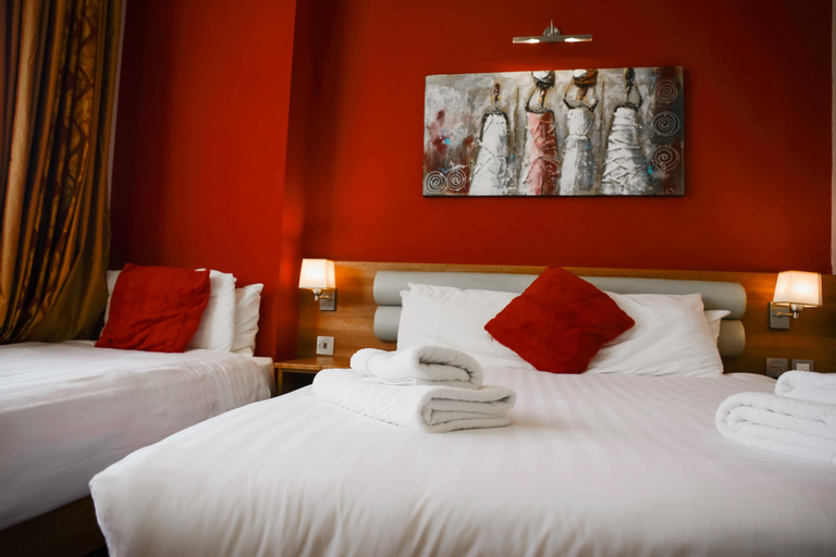 Bedroom 2, The Airlink Hotel London Heathrow, London