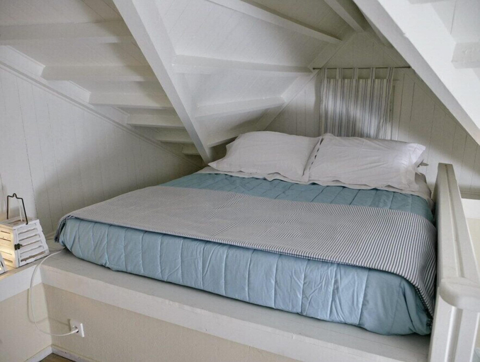 Bedroom 4, Oikies Small Elegant Houses, North Aegean