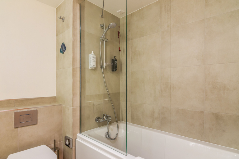 Bathroom 4, ibis Styles Bucharest City Center, Municipiul Bucuresti