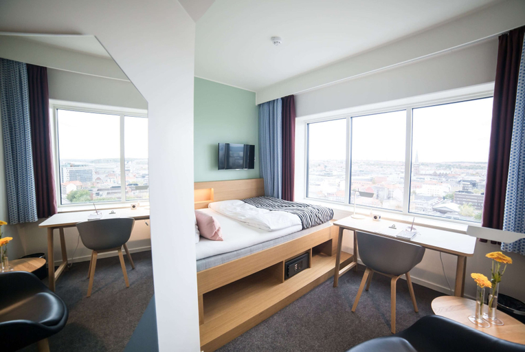 Bedroom 2, Comwell Aarhus Dolce by Wyndham, Århus
