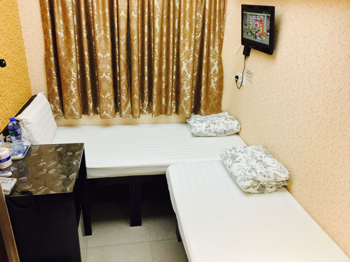 Bedroom 12