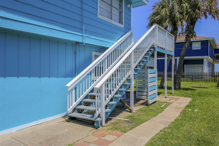 Sport & Beauty, Bermuda Escape, Galveston