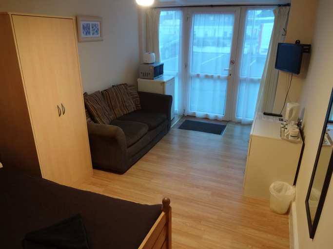 Others 4, Travellers Rest Motel, Lincolnshire