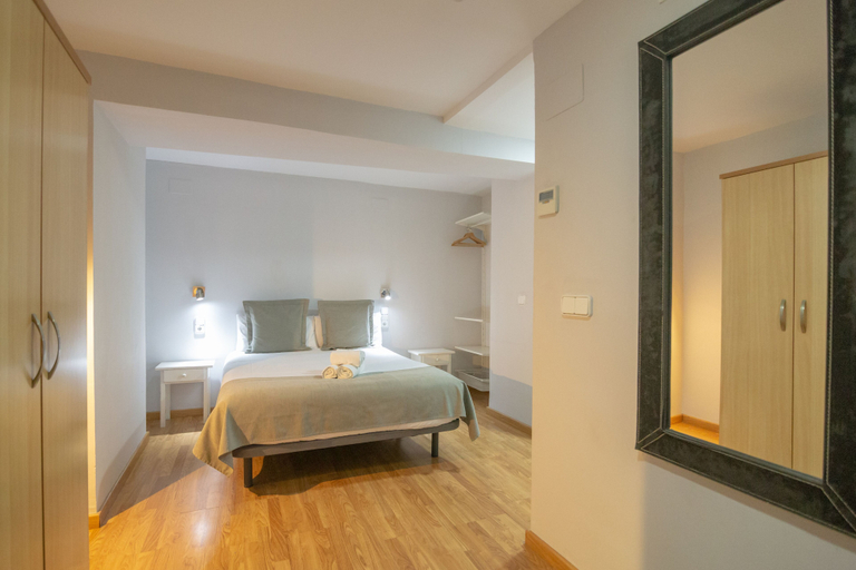 Bedroom 2, Hotel La Milagrosa, Alicante