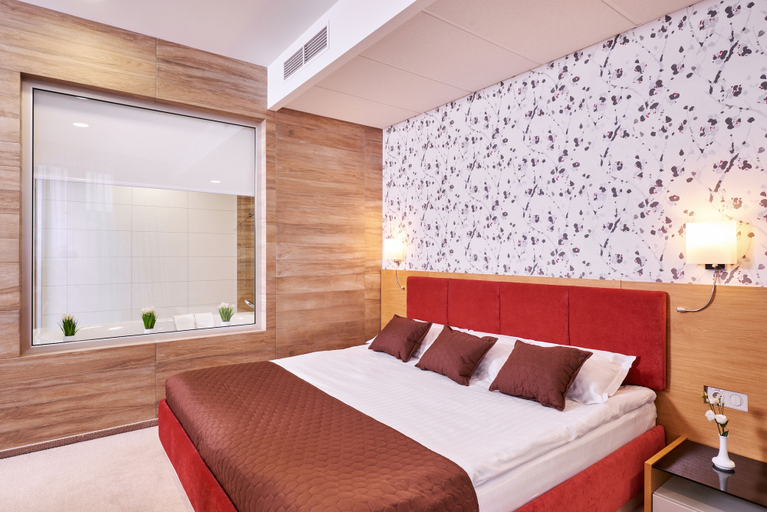 Bedroom 3, Ovis Hotel, Kharkivs'ka