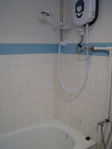 Bedroom 5, Mersing Merlin Inn, Mersing
