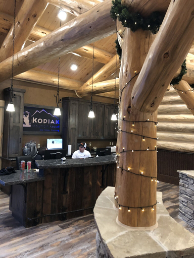 Food & Drinks 4, Kodiak Mountain Resort, Lincoln