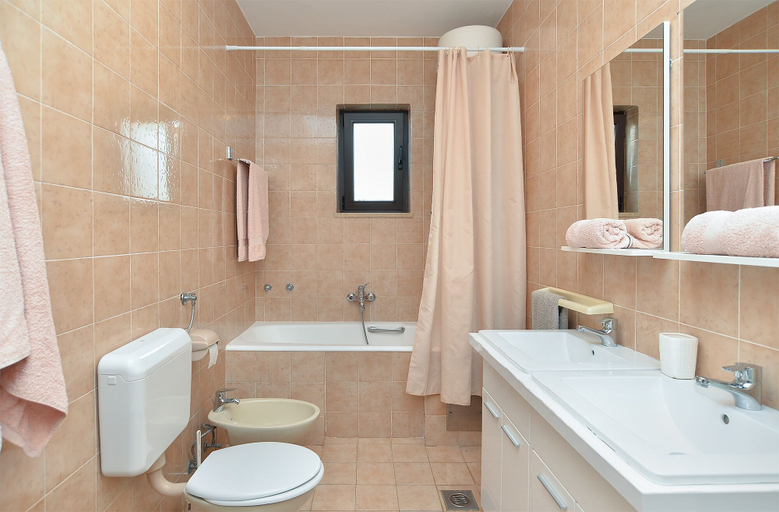 Bathroom 3, Apartment 38, Fažana