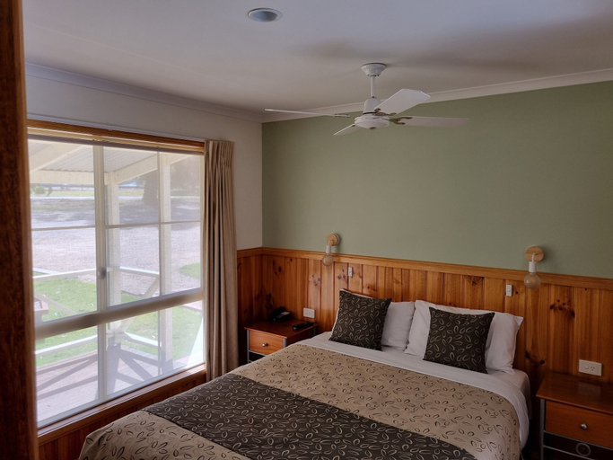 Bedroom 3, Golden Heritage Cottages, Indigo - Pt A