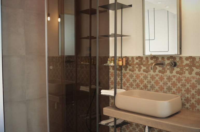 Bathroom 5, Masseria Torrepietra, Bari