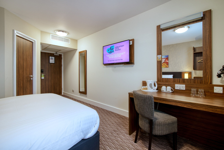 Bedroom 2, Highland Gate, Stirling by Marston's Inns, Stirling