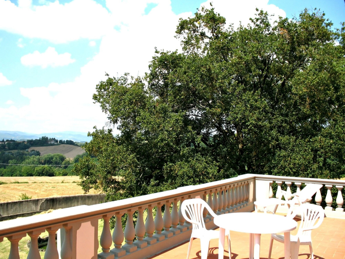 Others 5, Villa Martina, Florence