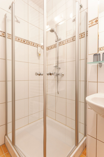 Bathroom 5, Hotel Altora, Harz