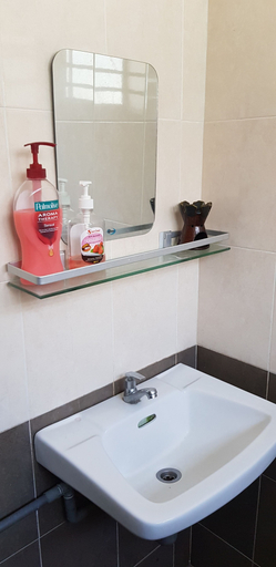 Bathroom 3, Fahaz Taiping Homestay, Larut and Matang