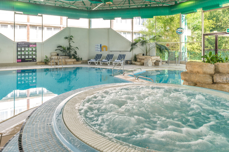 Sport & Beauty 2, Holiday Inn Maidenhead Windsor by IHG, Windsor and Maidenhead