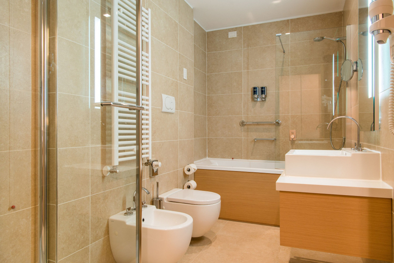Bathroom 4, Four Points by Sheraton Venice Mestre, Venezia