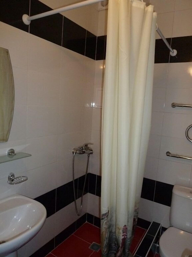 Bathroom 3, Ellas Hotel, Sochi gorsovet