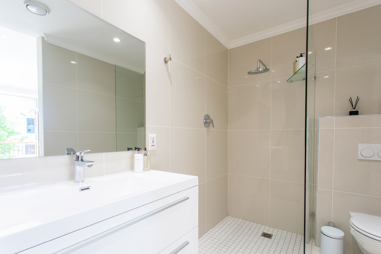 Bathroom 4, Koetsiershuis, Cape Winelands
