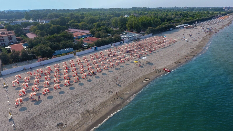 Exterior & Views 2, Park Gallanti Holiday Village, Ferrara
