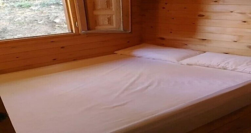 Bedroom 3, Camping Cala Montgó, Girona