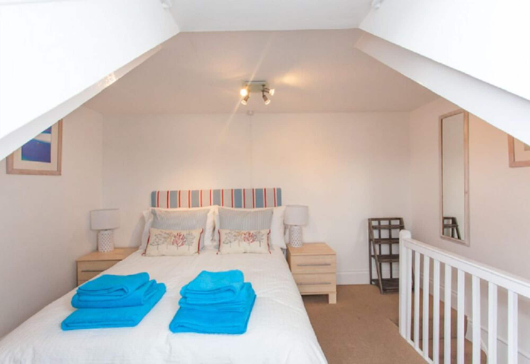 Bedroom 2, Harbour View Cottage, Cornwall