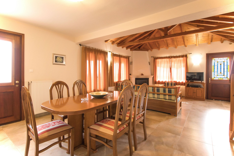 In-room dining 4, Armamento Villa, Thessaly