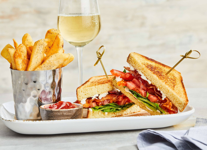 Food & Drinks 5, Courtyard by Marriott Pittsburgh Monroeville, Allegheny