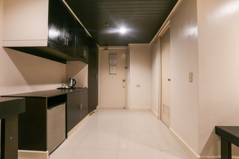 Others 5, Paragon Tower Hotel  , Manila City