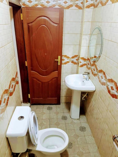 Bathroom 2, Sandalwood Suites Nakuru, Nakuru Town East