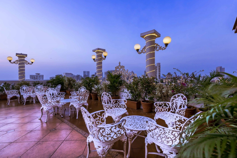 Food & Drinks 5, Hotel Godwin, Mumbai City