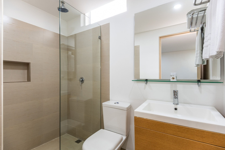 Bathroom 4, Hotel Asturias Medellin, Medellín