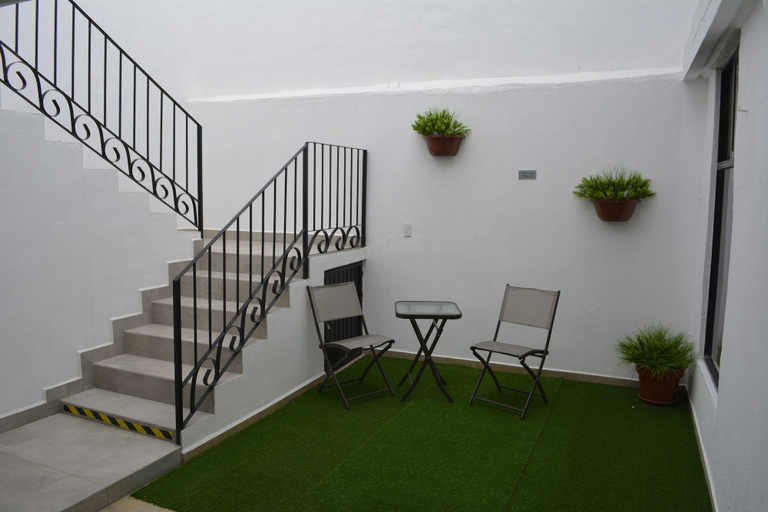 Others 5, Suites Bajio, León